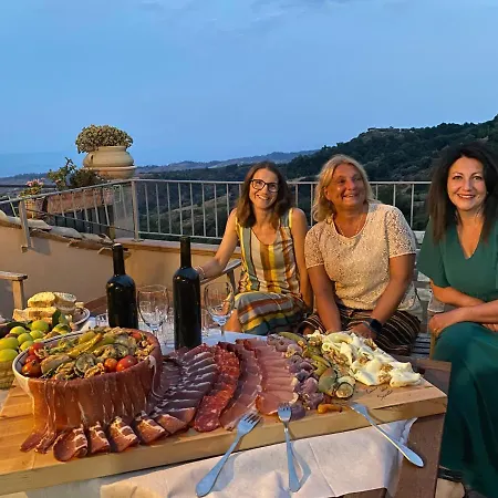 Slow Holidays In Calabria Tradizioni Eno-gastonomia Tra Borgo E Mare Apartment *